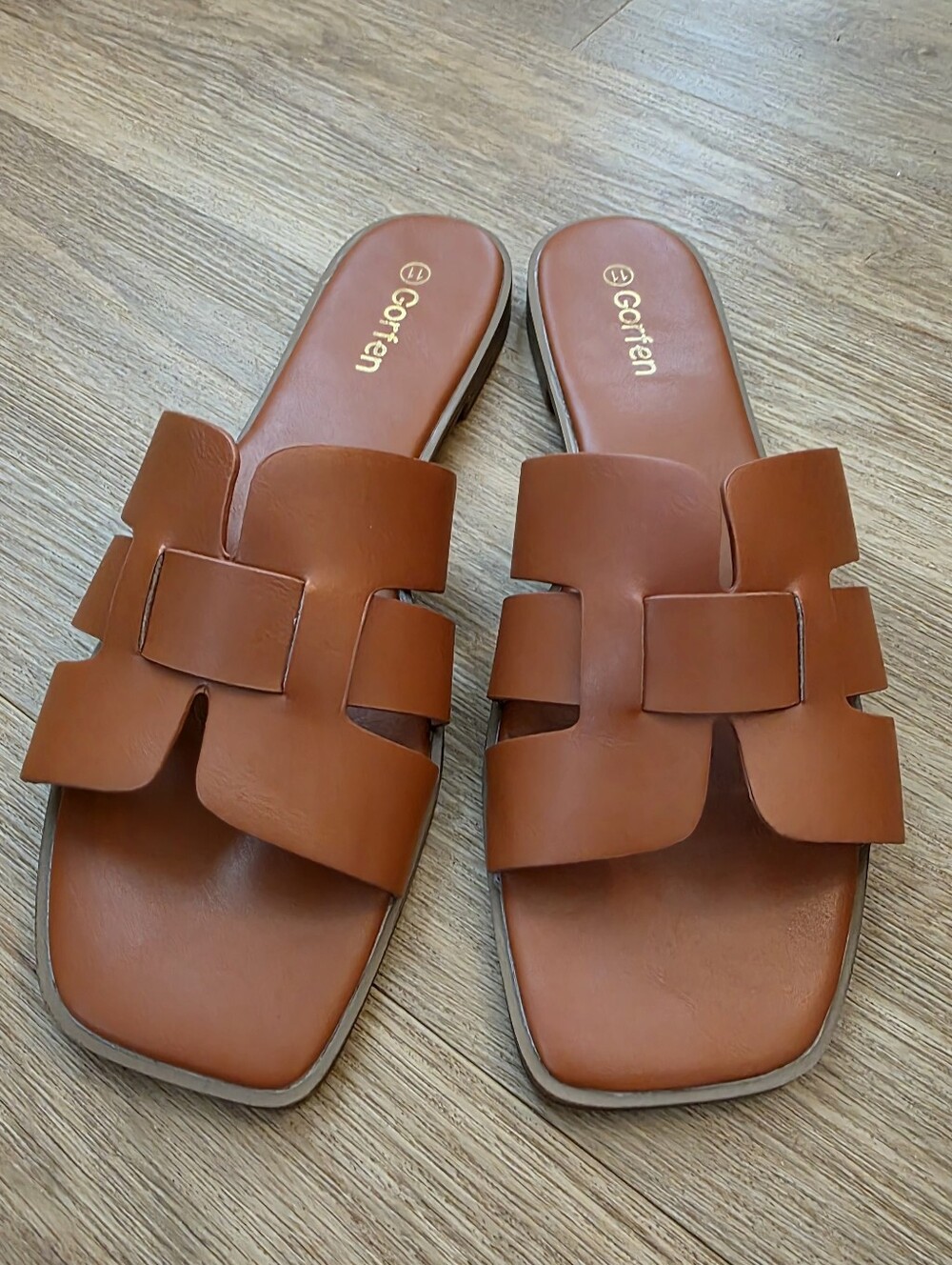 Gorfen Women's Tan Leather Slide Sandals - Classic Square Open-Toe Slip-On - Picture 3 of 8